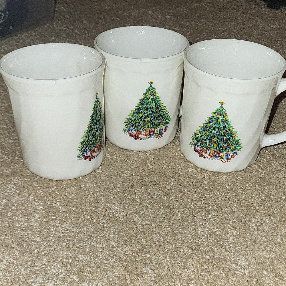 Vintage Salem Porcelle France Mugs